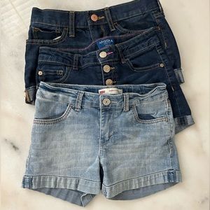 3 pack of girls size 10 jean shorts!! levi old navy and arizonia jean co